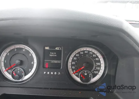 2016 Ram 1500 Express z USA, uszkodzony, nr VIN 3C6RR6KT7GG325734